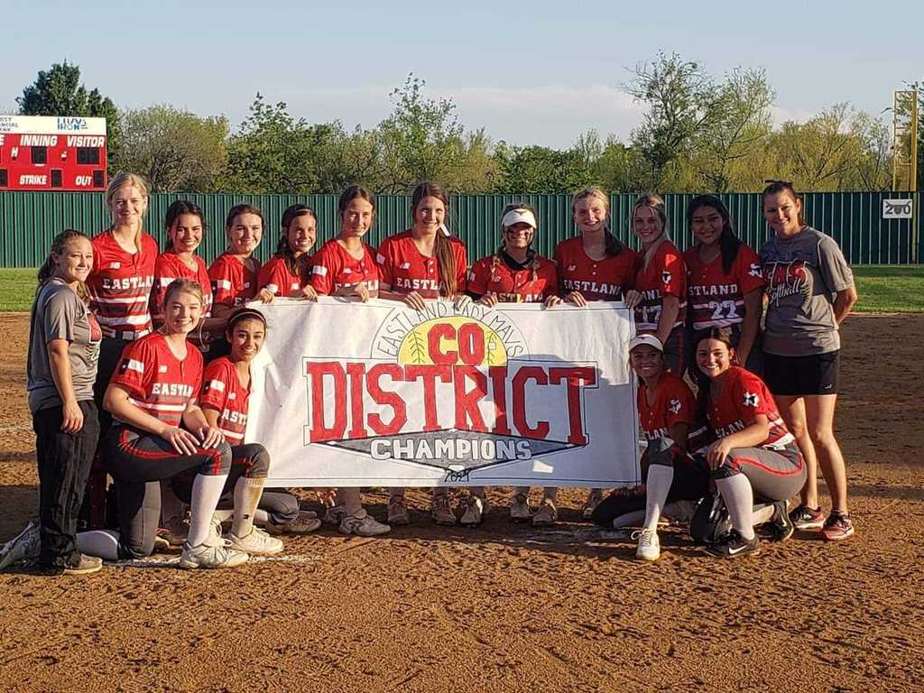 Lady Mav softball
